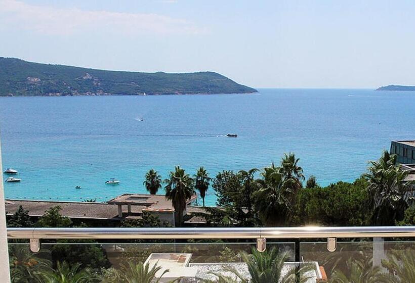 اتاق استاندارد با بالکن و چشم‌انداز دریا, Swiss Residence Montenegro