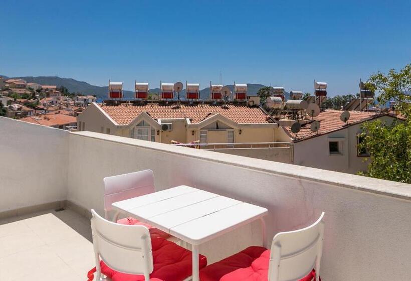 1 Bedroom Penthouse Apartment, Kasinn Apart