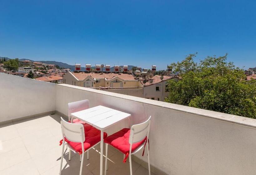 1 Bedroom Penthouse Apartment, Kasinn Apart