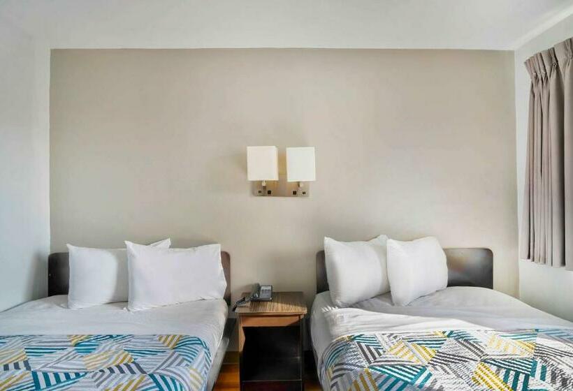 اتاق لوکس چهار تخته, Motel 6 lumberton, Nc