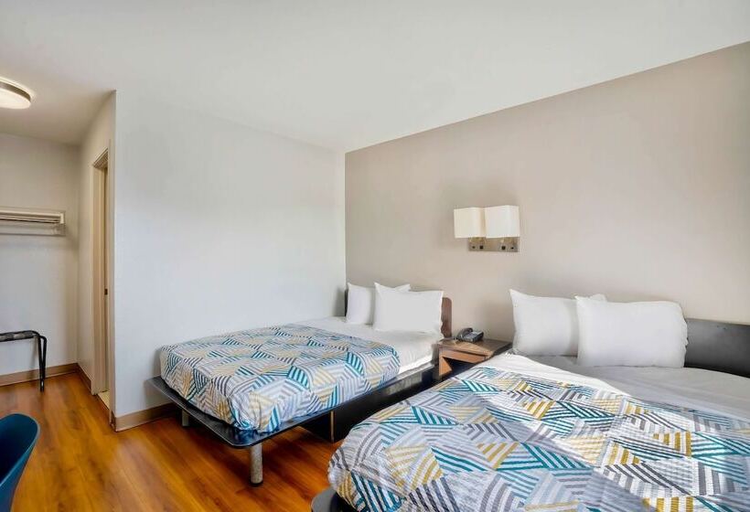 اتاق لوکس, Motel 6 lumberton, Nc