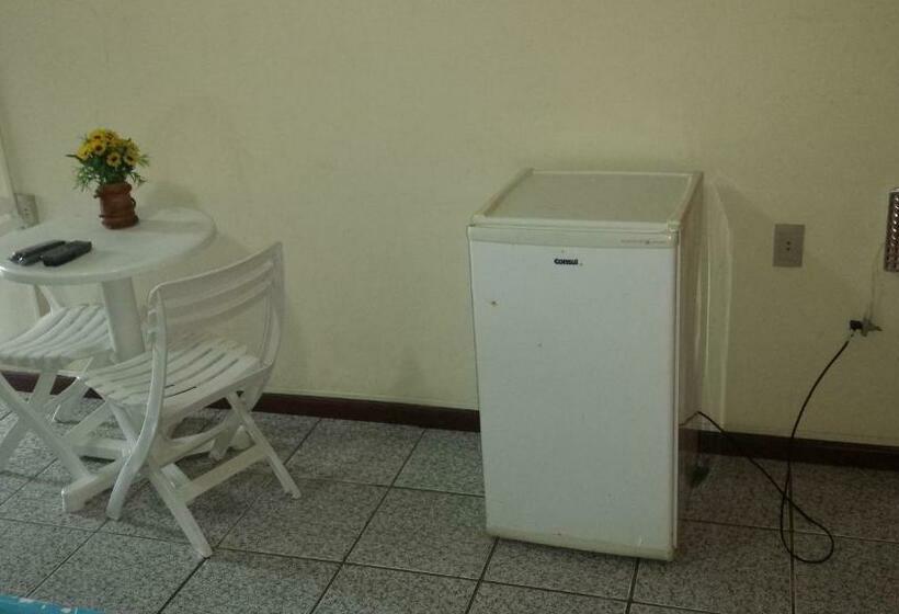 سوییت, Hospedaria   Hostel Gamboa