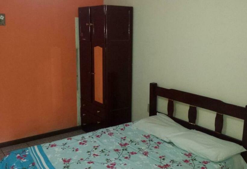 سوییت, Hospedaria   Hostel Gamboa