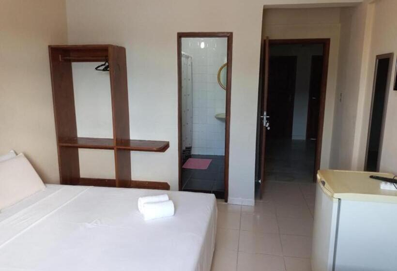 اتاق استاندارد چهار تخته, San Conrado