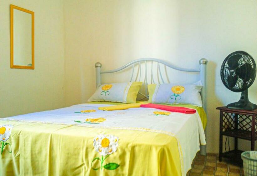اتاق استاندارد چهار تخته, Hostel Da Providência