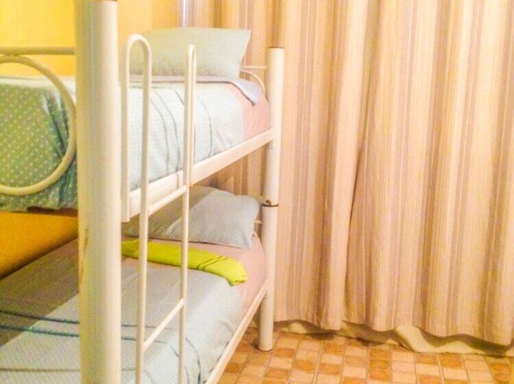 اتاق استاندارد چهار تخته, Hostel Da Providência
