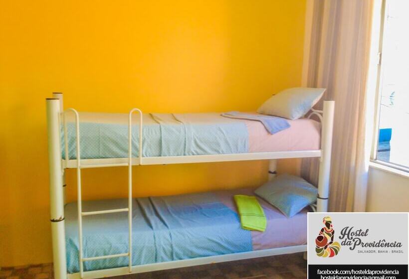 اتاق استاندارد چهار تخته, Hostel Da Providência