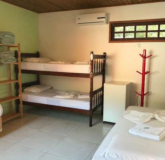 اتاق استاندارد چهار تخته, Biergarten Suites