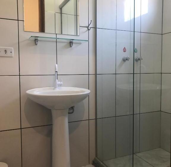 سوییت خانوادگی, Bonito Hi Hostel E Pousada
