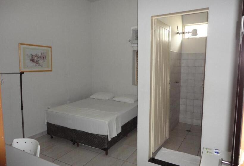 اتاق اکونومی, Grande Hotel Araçatuba