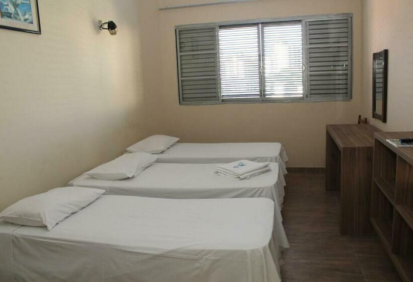 Economy Triple Room, Espigão Palace