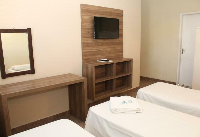 Economy Triple Room, Espigão Palace