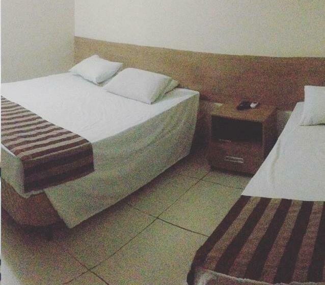 اتاق ساده سه‌ نفره, Express   Leva E Busca No Aeroporto Grátis 24 Horas