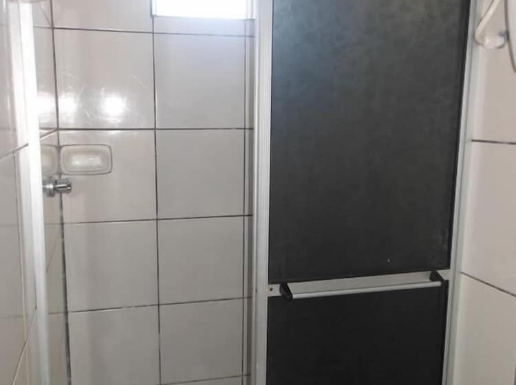 اتاق استاندارد با بالکن, Rey