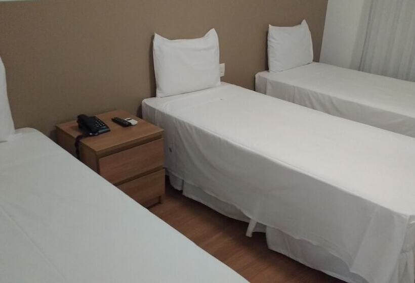 اتاق استاندارد سه نفره, Lord Hotel Aeroporto Confins