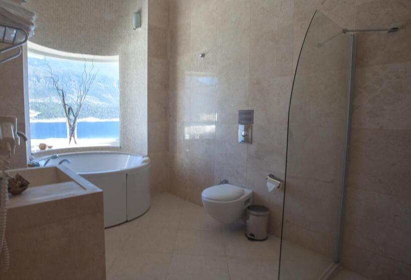 سوئیت با وان آب گرم, Mekvin Hotels Deniz Feneri Lighthouse