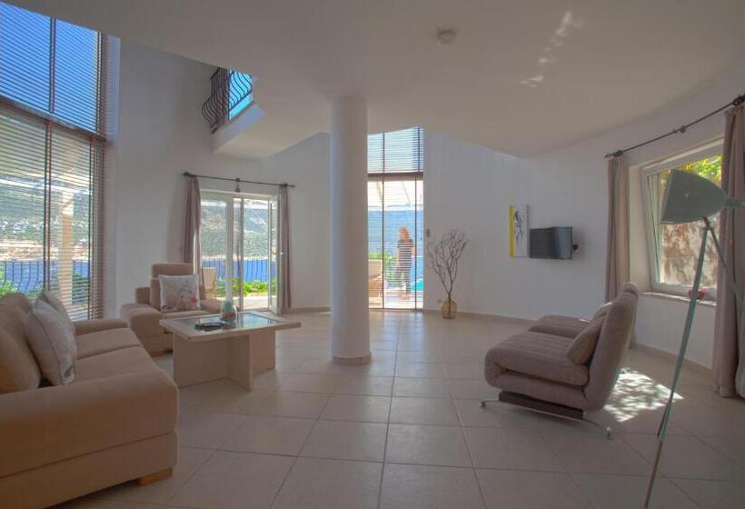 سوییت با استخر, Mekvin Hotels Deniz Feneri Lighthouse