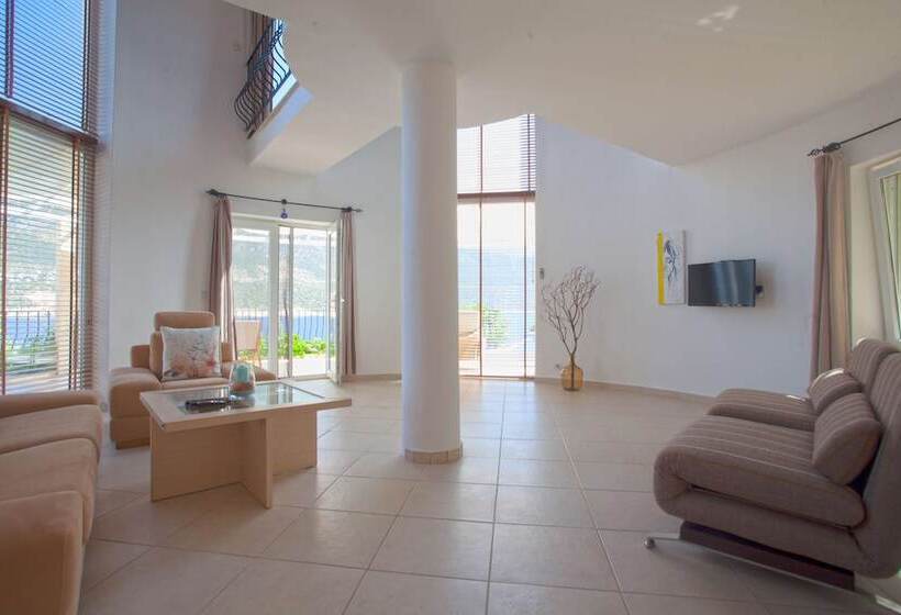سوییت با استخر, Mekvin Hotels Deniz Feneri Lighthouse