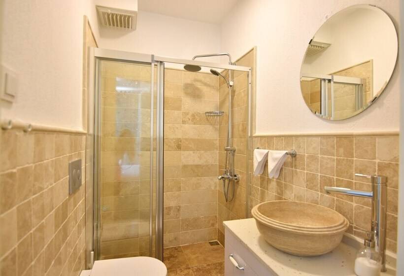 اتاق لوکس, Faro Alacati