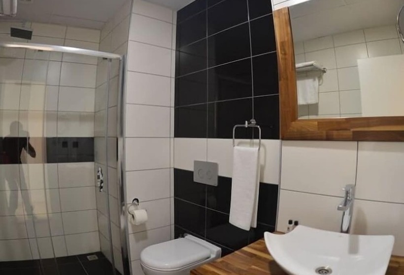 اتاق استاندارد, Sahin Hotel 2