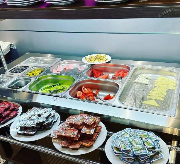 اتاق لوکس چهار تخته, No Problem Pansiyon & Alkaya