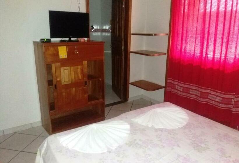 اتاق استاندارد, O Pharol Hostel E Pousada