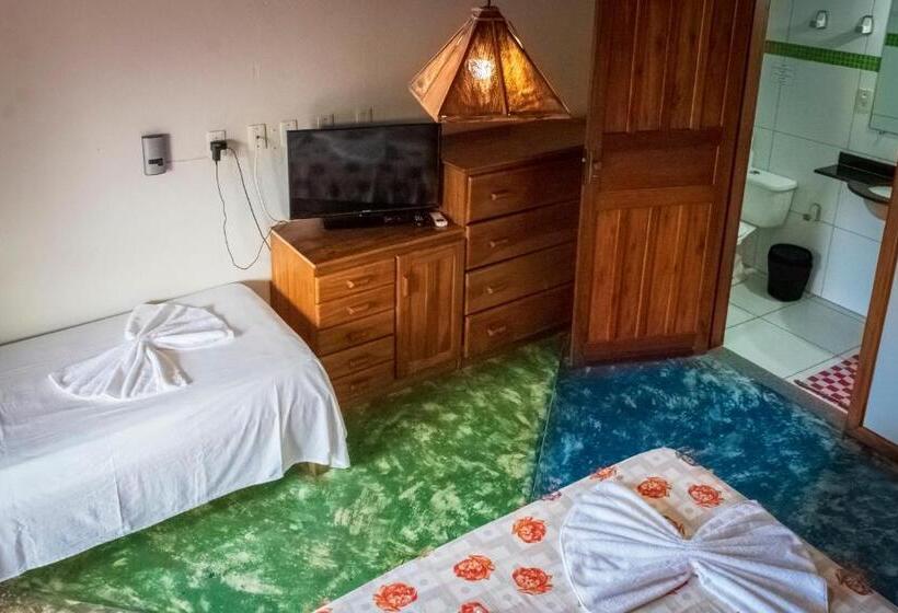 اتاق سوپریور چهار تخته, O Pharol Hostel E Pousada