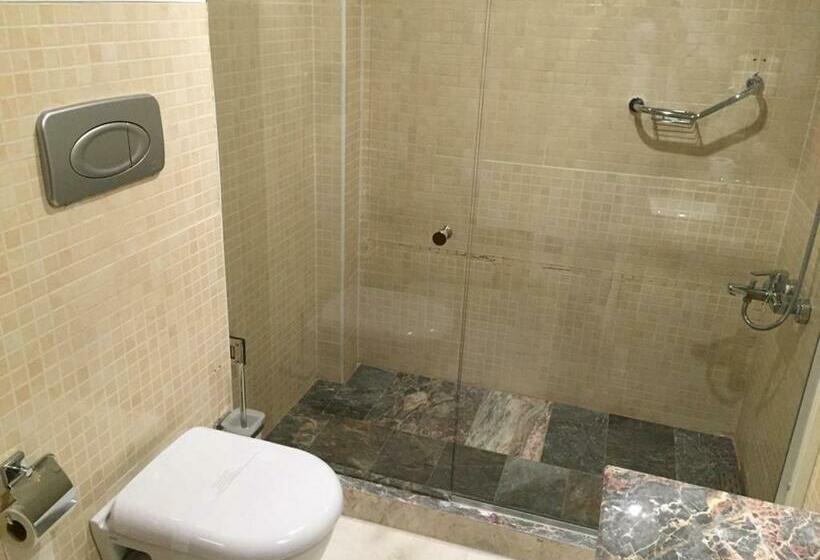 اتاق استاندارد یک نفره, Cenas Otel