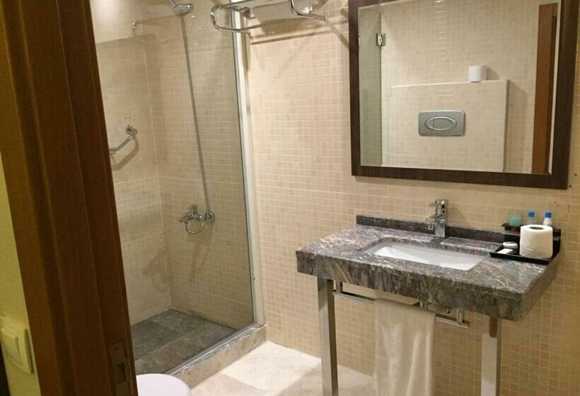 اتاق استاندارد, Cenas Otel