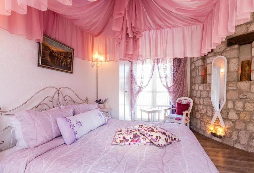 اتاق لوکس, Chigdem Hotel Special Category