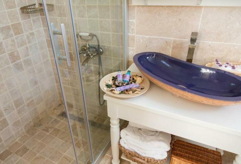 اتاق اکونومی, Chigdem Hotel Special Category