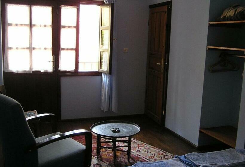 اتاق استاندارد, Kalkan Turk Evi