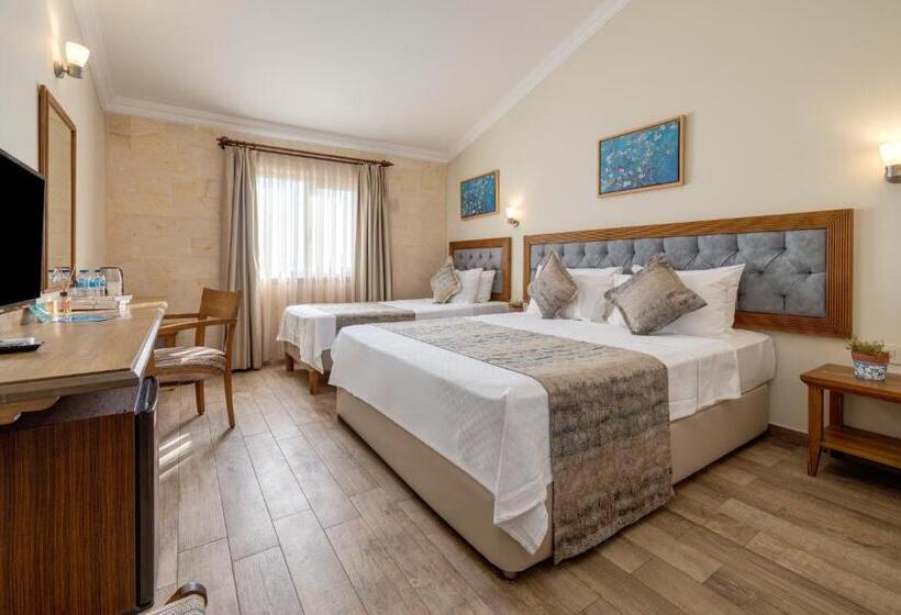 Triple Room Sea View, Surf Egitim Merkezi Oteli