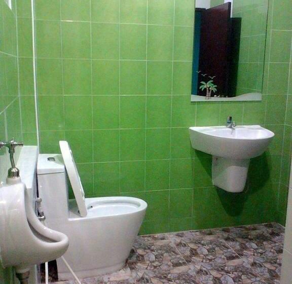 اتاق سوپریور با تخت بزرگ, Baan Benjathip