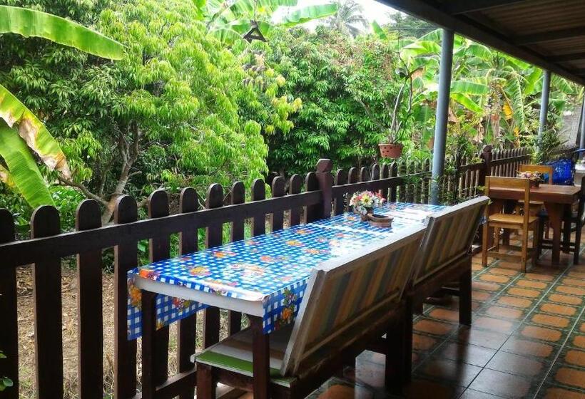 اتاق استاندارد, Baan Benjathip