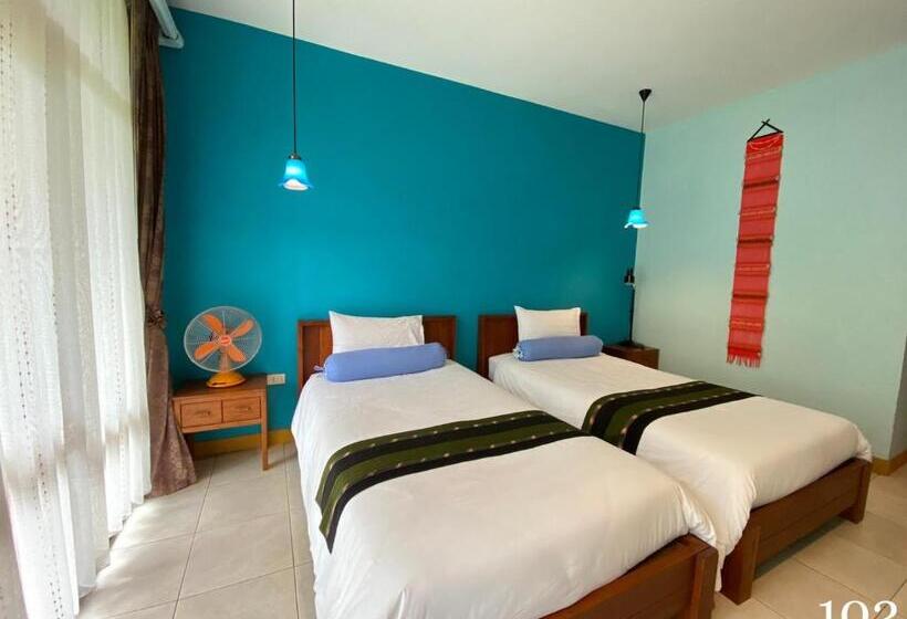 اتاق استاندارد با چشم‌انداز باغ, Auangkham Resort