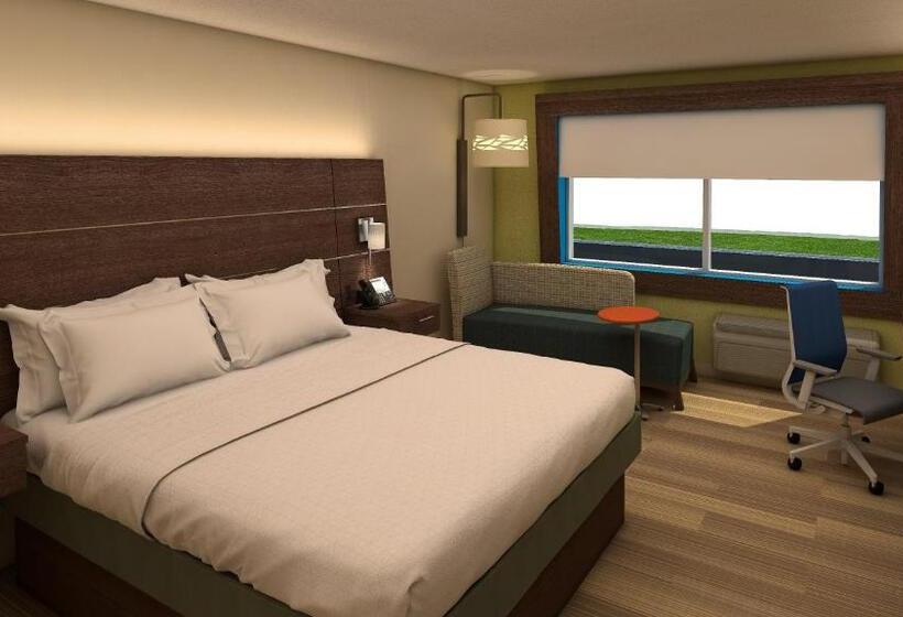 اتاق استاندارد با تخت بزرگ برای معلولان, Holiday Inn Express & Suites West Memphis