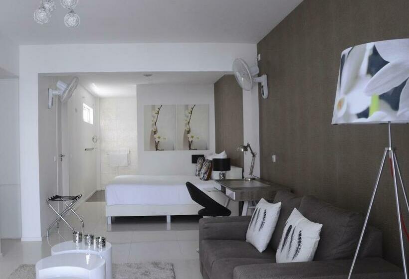 Suite with Balcony, Prassa 3 Boutique