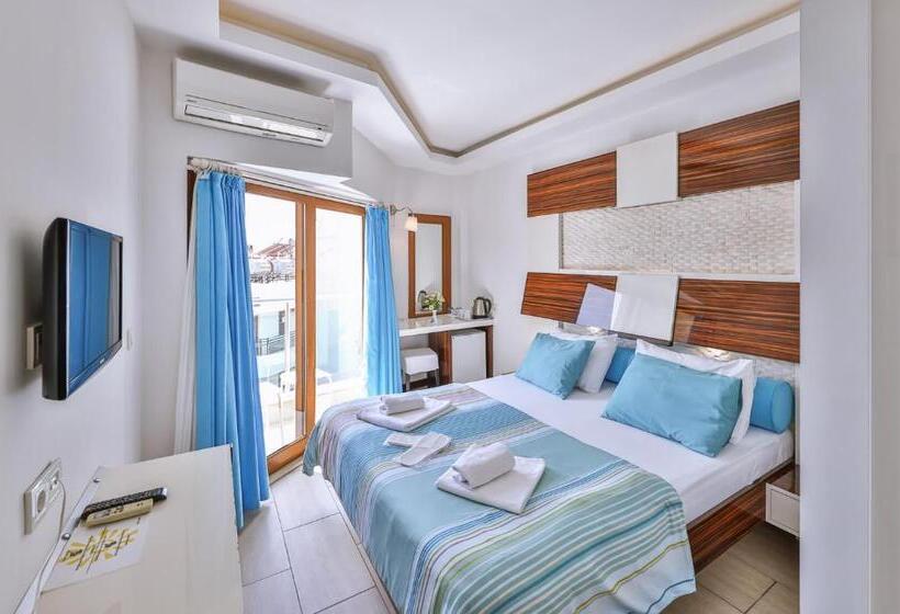 اتاق لوکس با چشم‌انداز دریا, Sonne   Adults Only