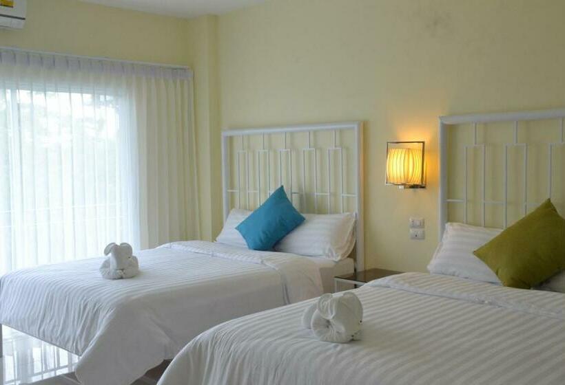 اتاق لوکس با چشم‌انداز استخر, Southgate Residence Hotel   Sha Certified
