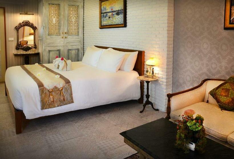 اتاق لوکس, Chuchaiburi Sri Amphawa