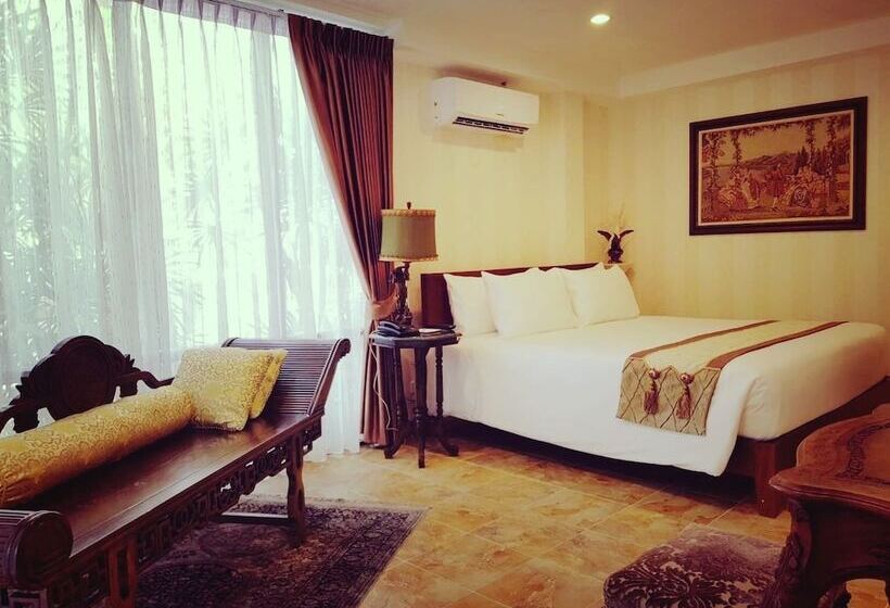 اتاق لوکس, Chuchaiburi Sri Amphawa
