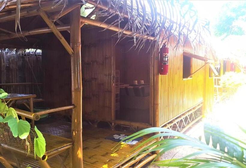 بانگلوی استاندارد, Coco Sunset Beach