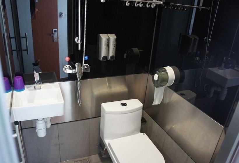 اتاق استاندارد یک نفره, Ocean Inn