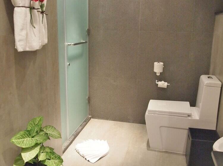 3 Bedroom Suite, The Nchantra Pool Suite Phuket