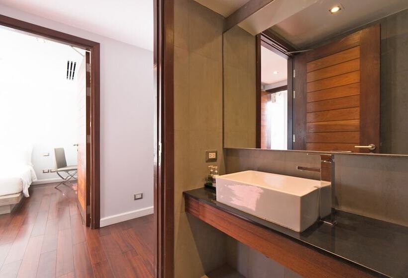 استودیوی استاندارد, The Nchantra Pool Suite Phuket