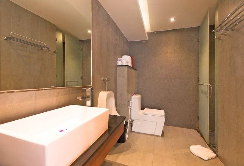 استودیوی استاندارد, The Nchantra Pool Suite Phuket