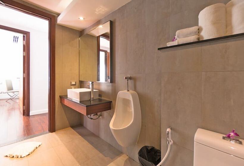 استودیوی استاندارد, The Nchantra Pool Suite Phuket