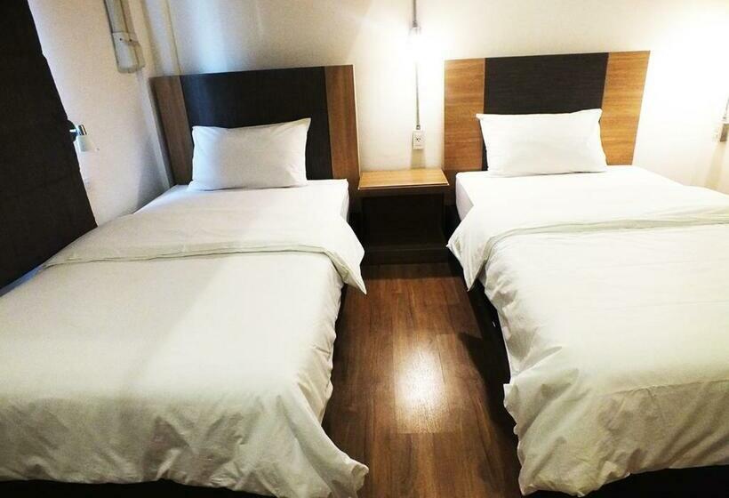 اتاق استاندارد, 09 Hostel Chiangmai