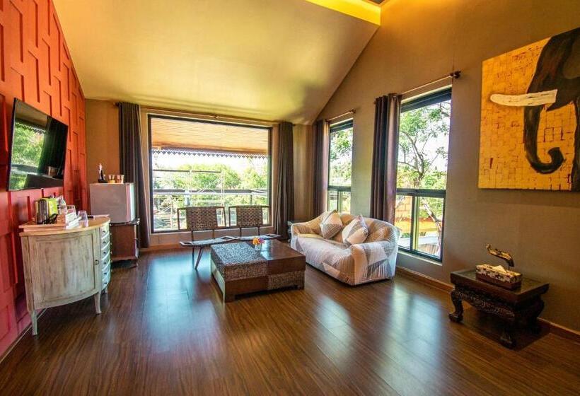 سوییت, Asita Eco Resort